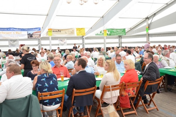 samstag-sonntag-949560CD9E-9C2C-D632-3AB1-302B72BC9A28.jpg