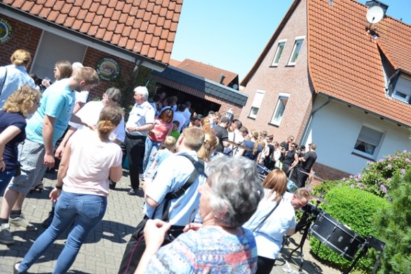 scheiben-aufhaengen-1077180FCEE-A582-79BD-3542-A75182235A82.jpg