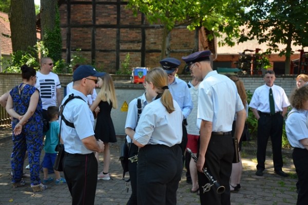 scheiben-aufhaengen-11F72EC318-861F-745C-9A52-FCCB8722E30E.jpg