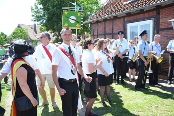scheiben-aufhaengen-133592AC813-E90F-1146-8F17-8CD3A035891E.jpg