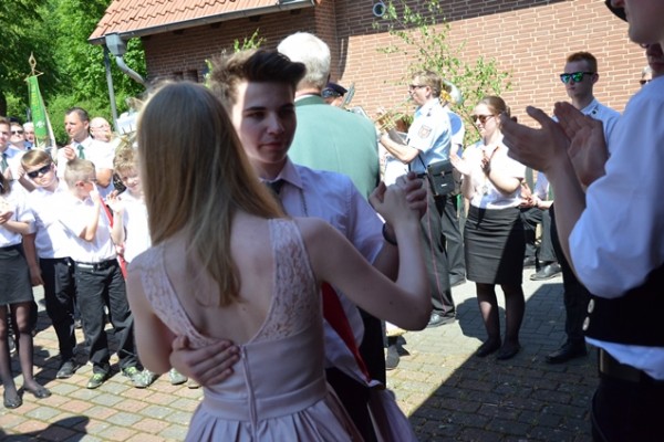 scheiben-aufhaengen-171D57604BF-7660-EDE1-559B-AF1DA4908986.jpg