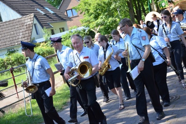 scheiben-aufhaengen-213BFAE65E7-47ED-CFF7-9C28-F60FF4088FBD.jpg