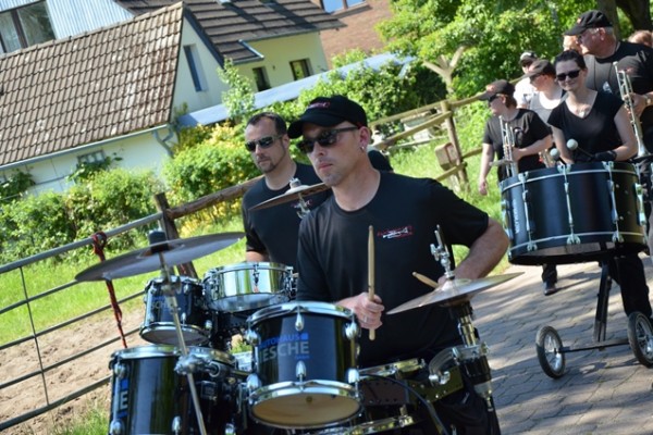 scheiben-aufhaengen-226A403677D-CE69-0B96-7844-8486BCD5BF23.jpg