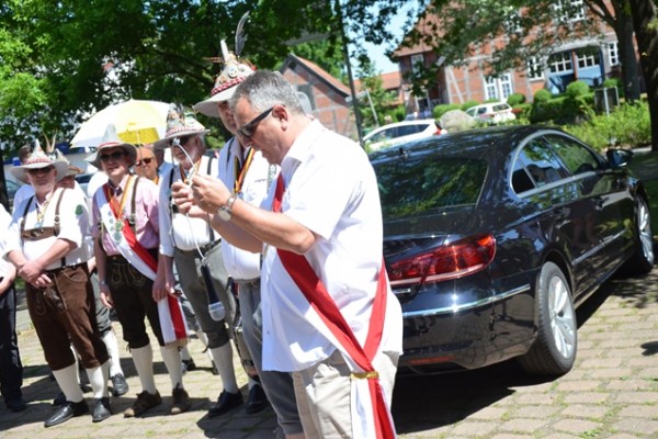 scheiben-aufhaengen-39AD30854F-2285-6B21-08DF-84B6A0F1B06D.jpg