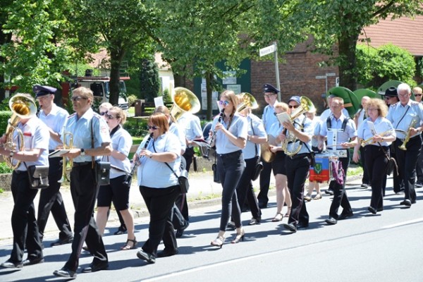 scheiben-aufhaengen-404A97F660-04C9-A1FA-205A-968936C99B7A.jpg