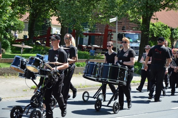 scheiben-aufhaengen-467D032AD4-A619-2997-63D0-0E3D2577C23F.jpg
