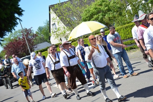 scheiben-aufhaengen-768641E1A3-1FD1-2E97-E2A6-D990A466F810.jpg