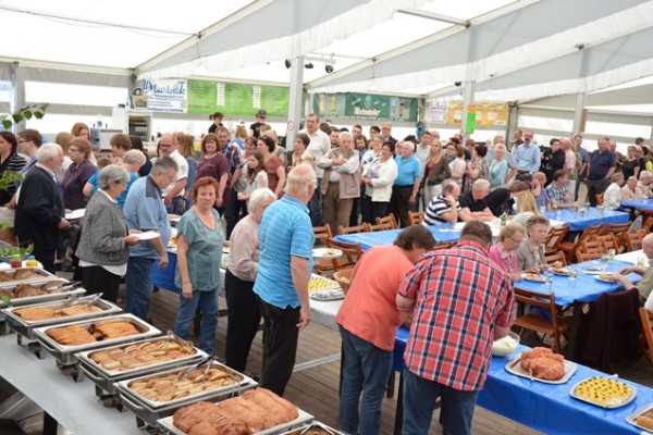 sonntag-232114FF06-2BF5-42D7-01AE-60F00F05293C.jpg