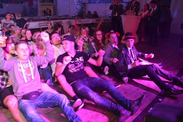 sonntag-abend-3095778D42-2D2A-7596-2E80-D2BCC2D3BD5F.jpg