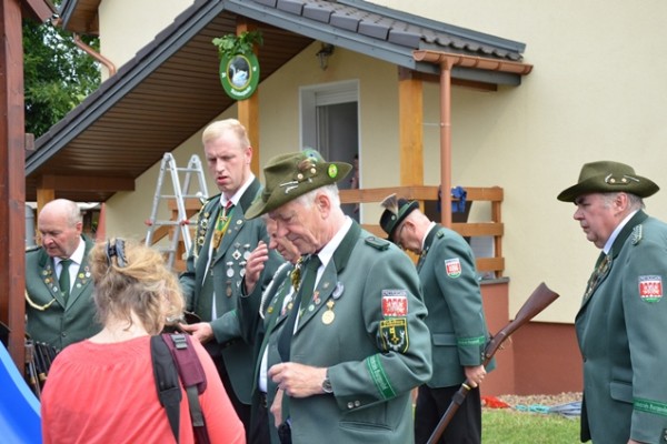 umzug-sa-1869411DF66-C4D6-C4B9-357C-4672378A05F4.jpg
