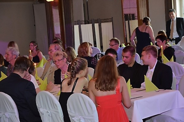 abiball-bbs-peine-2015-20150713-1015338452FE4A4960-0A55-8797-A4A2-E4E80BC264EA.jpg