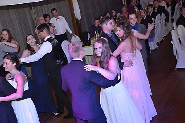 abiball-bbs-peine-2015-20150713-1808149102FDCDD4FF-F3A6-3521-C649-610645FA3D2E.jpg