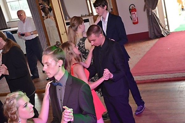 abiball-bbs-peine-2015-20150713-1974680917815A7986-5076-C923-68BC-BAEF26BF1685.jpg