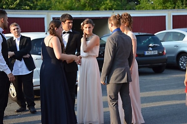 abiball-bbs-peine-2015-20150713-201815232963279A3C-1384-426D-6E3D-634CBEEC36EA.jpg