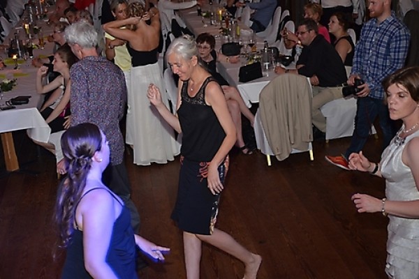 abiball-bbs-peine-2015-20150713-2019013568A2F94A7A-2729-D60B-E938-D7C63A854779.jpg