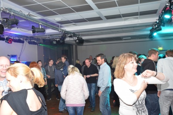 strassenfest-vechelde-buergerzentrum-2015-20151130-12899770191E45D2BF-4FA3-DF1E-9249-341ABF6DE329.jpg