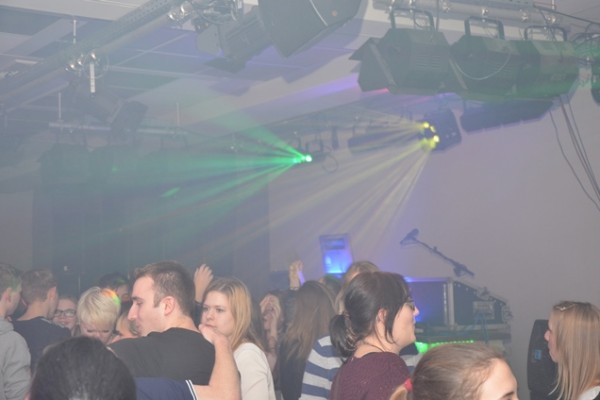 strassenfest-vechelde-buergerzentrum-2015-20151130-1542077657010AB6C6-DBD4-2F04-9D1F-24ADC08EEB20.jpg
