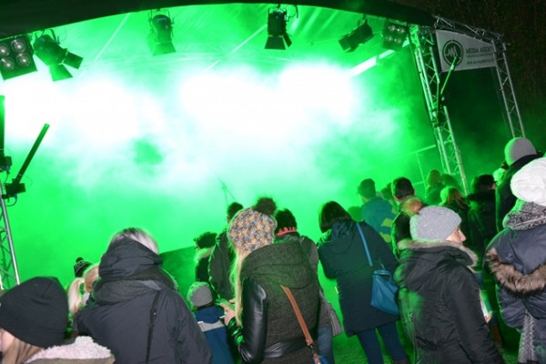 strassenfest-vechelde-buergerzentrum-2015-20151130-1952705820E12AA168-2BDC-D689-2B2E-2503AF5ACD57.jpg