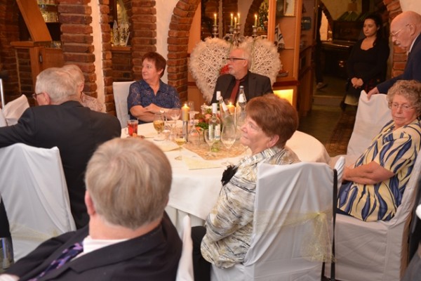 goldene-hochzeit-busche-20161122-1301614565CDE1AA29-0063-09EA-9366-58B68455FD4B.jpg