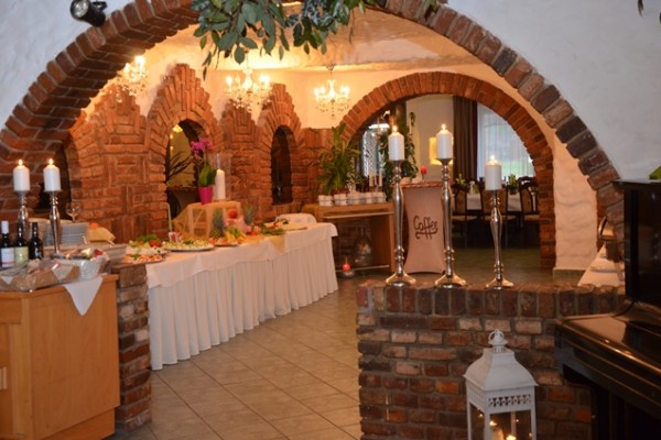 goldene-hochzeit-busche-20161122-1948215071EB4AB50F-0335-6F56-EA78-87D87AC44578.jpg