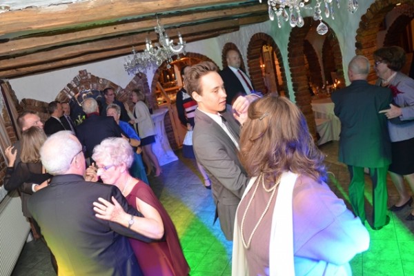 goldene-hochzeit-busche-20161122-1964979818937EC98A-CEFE-1D29-1CEC-6E71B9D80496.jpg