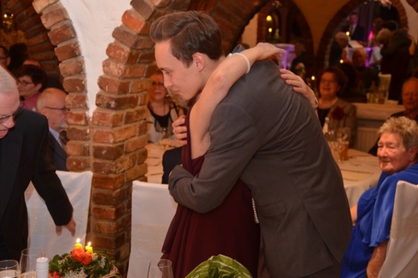 goldene-hochzeit-busche-20161122-207185335921266507-6580-4BC8-522F-ABB640552B9C.jpg