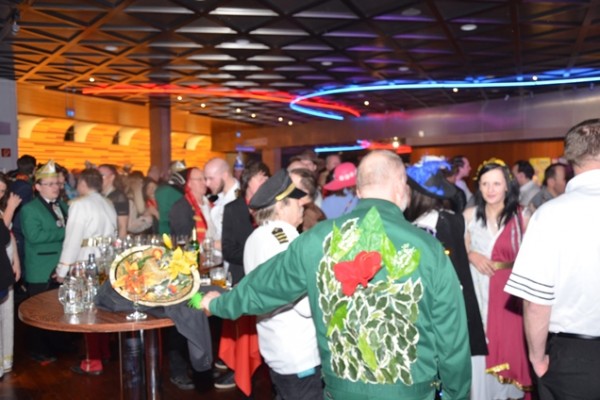 prinzenparty-142545C7EE-DF7E-0841-D2A1-1B16163AA512.jpg