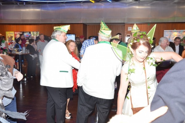 prinzenparty-15B2DC19D7-609B-7EC1-FCC1-B0D9F0CB7B81.jpg